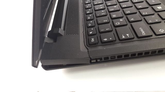 Lenovo laptop menteşe tamiri